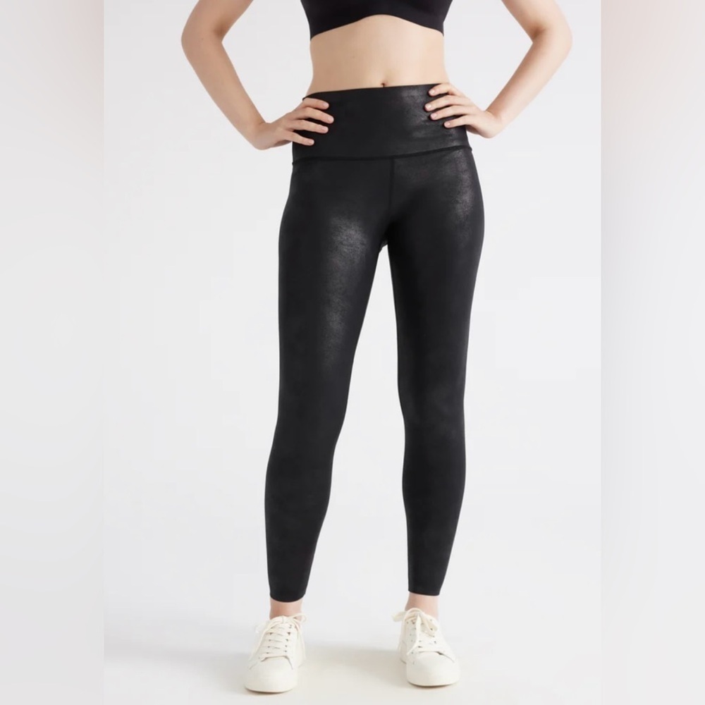 Knix - High Rise Contour Waist Legging